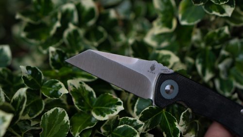 Kizer Mini Critical Micarta Schwarz - Klinge Nahaufnahme - Wharncliffe EDC